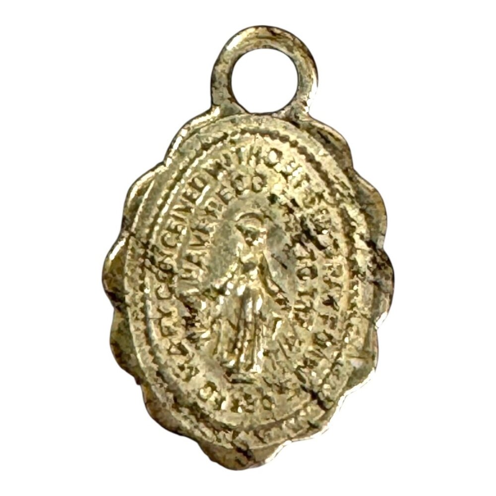 Vtg Mary Pray for Me Religious Miraculous Medal Pendant Antique Catholic Charm
